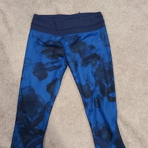 Lululemon Inspire Crop Pants Jumbo Inky Floral